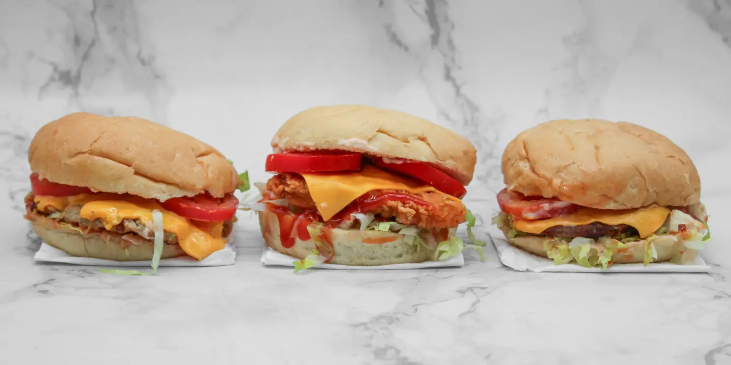 مطعم سعودي برغر cover