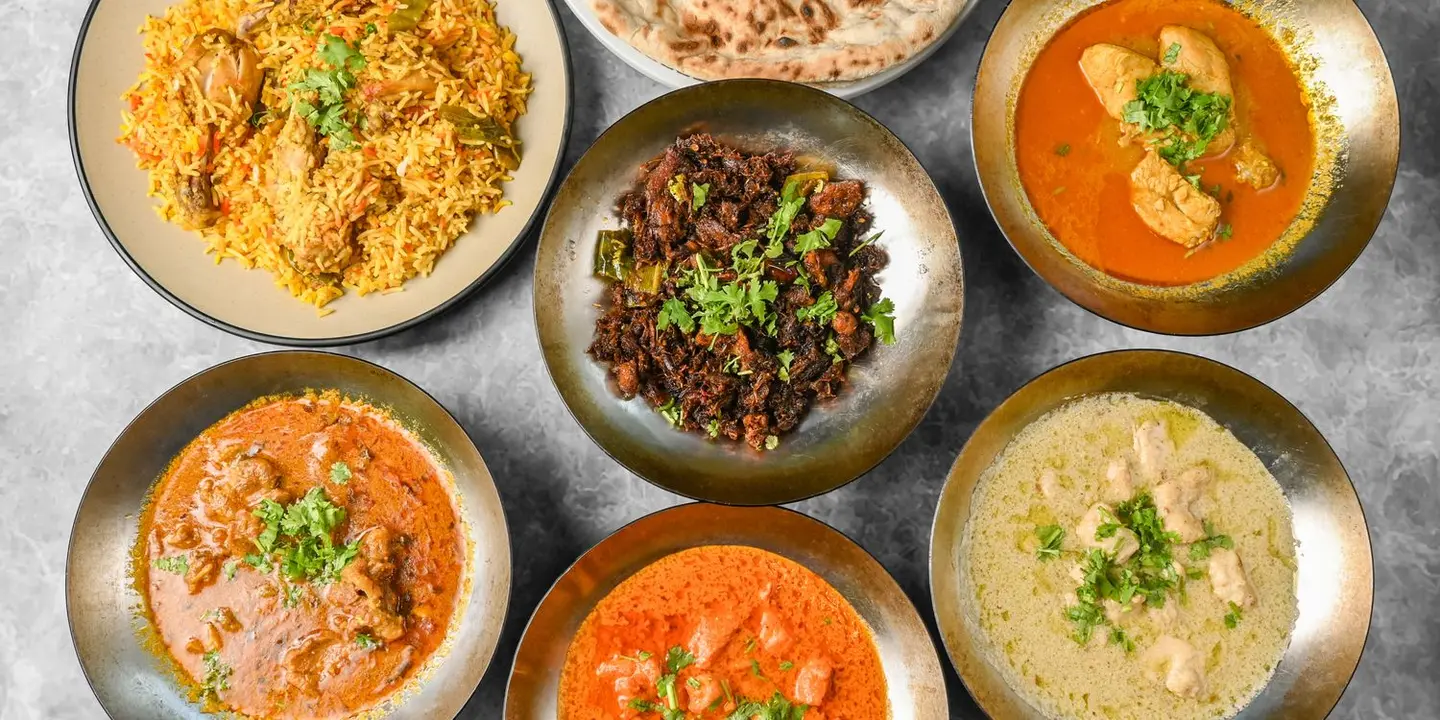 لذيذ لاهور للأكلات الباكستانية cover