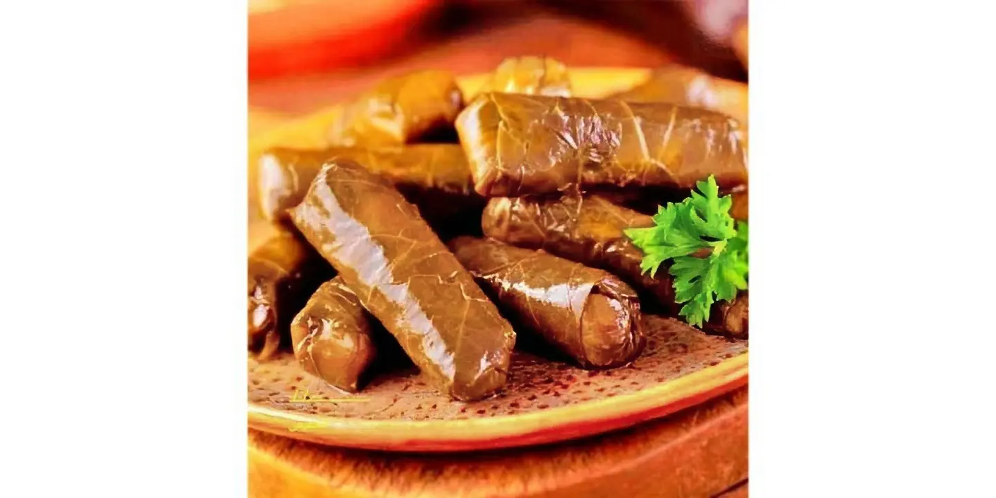 عنب و رمان  cover