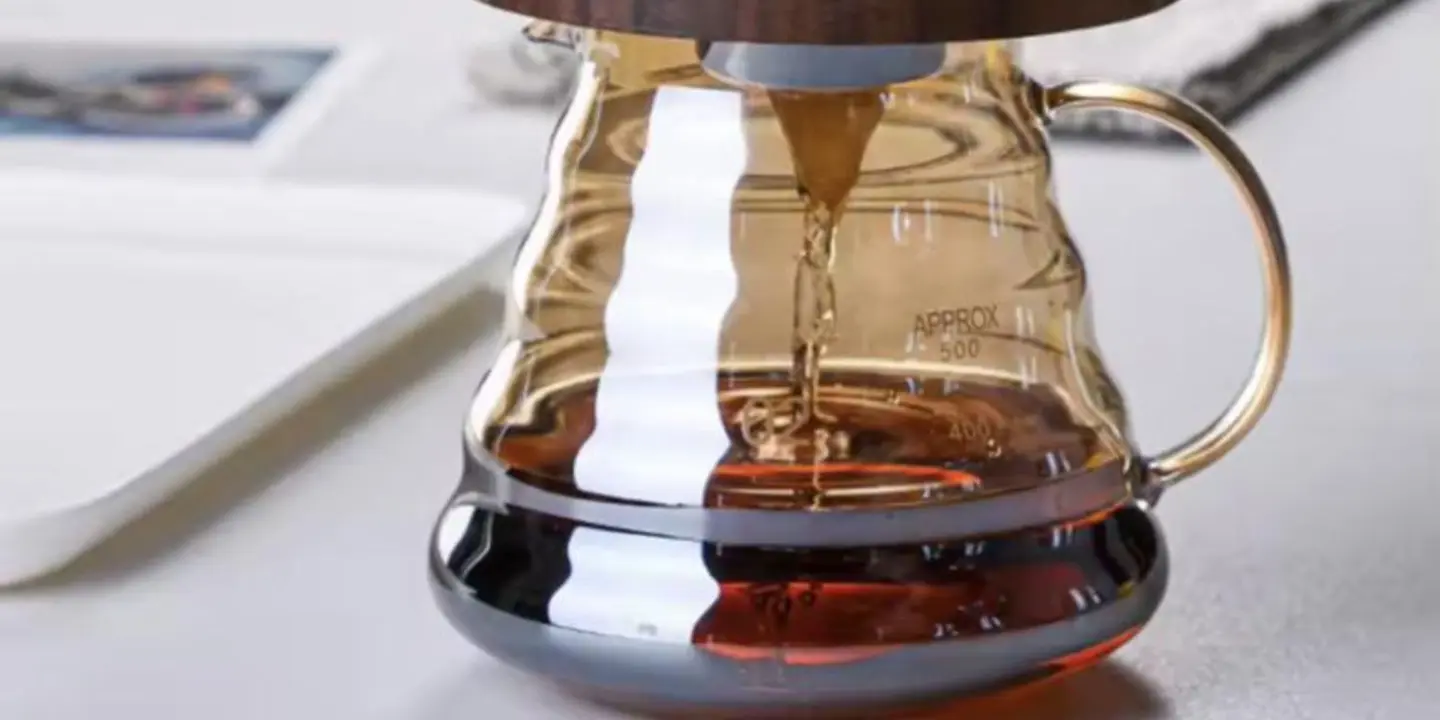 اومورية cover