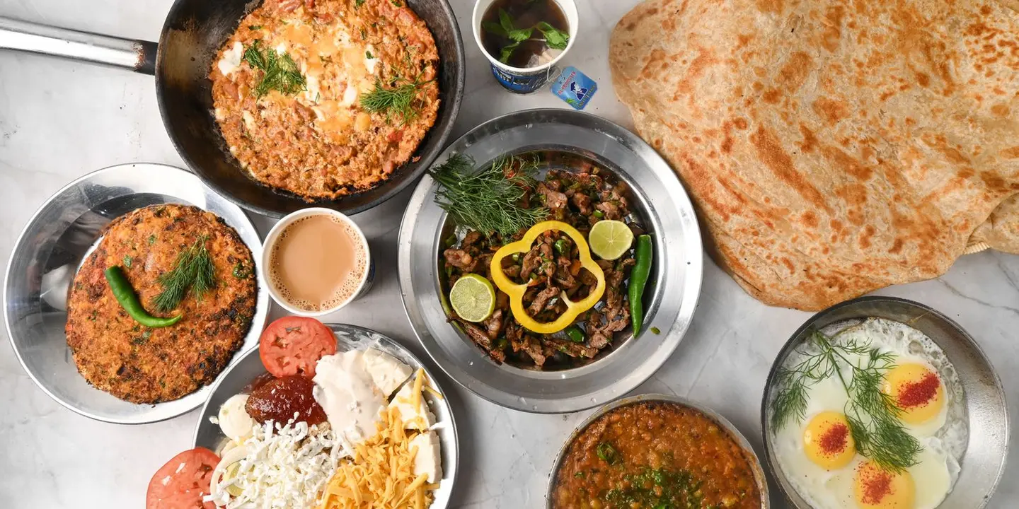 Aden cafeteria cover