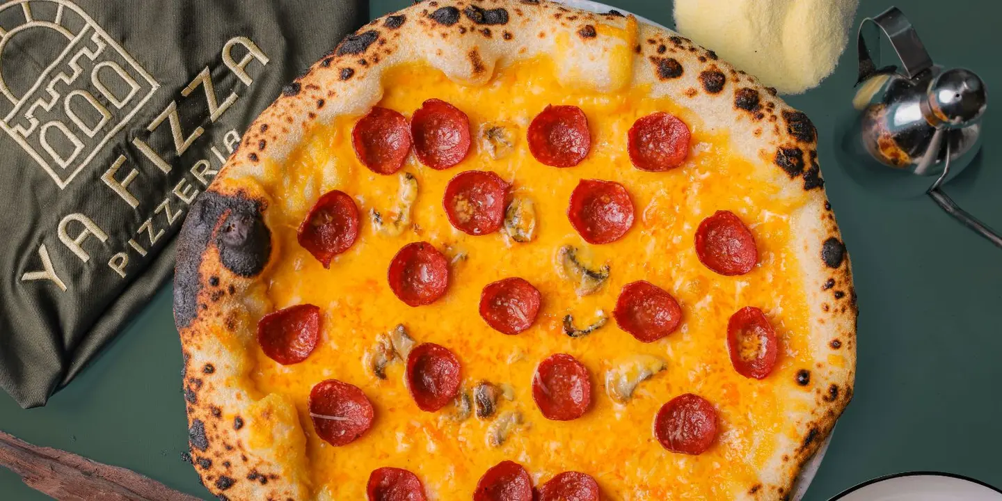 YA FIZZA pizzeria cover