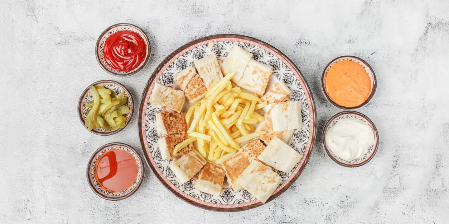 Shawerma and juices Souroh al aml cover