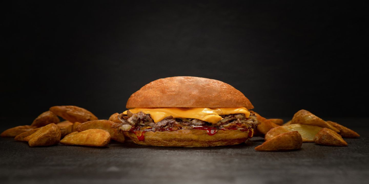 وادي البرجر - Burger Valley cover