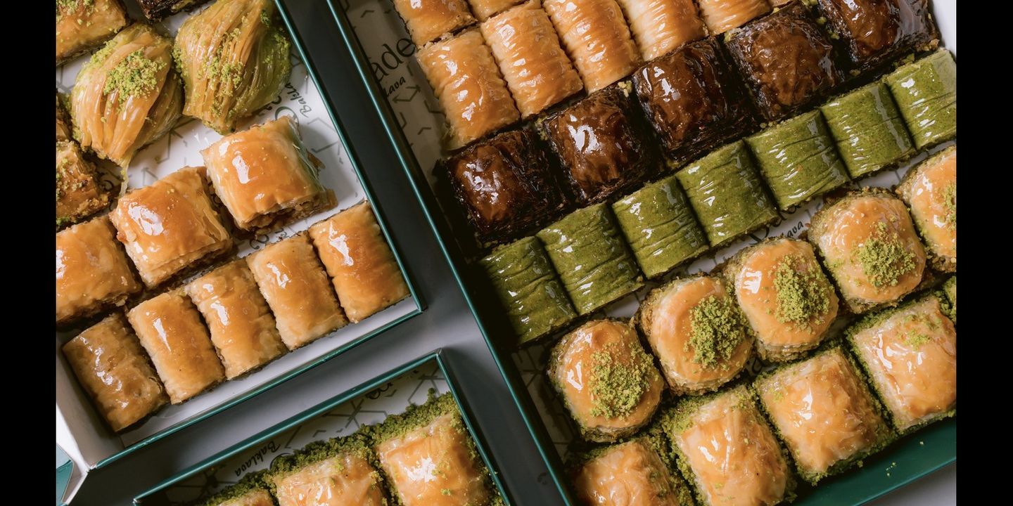 Badem baklava cover