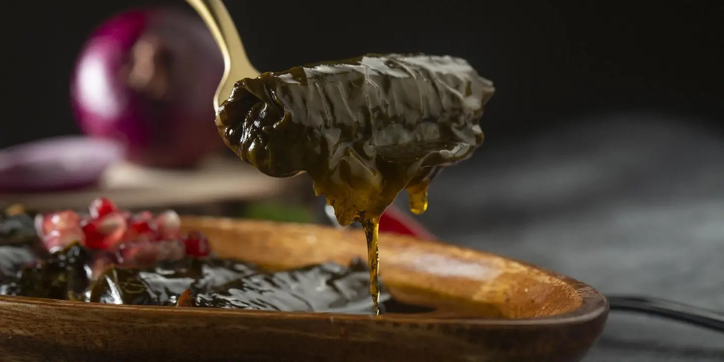 قولدن ليف cover