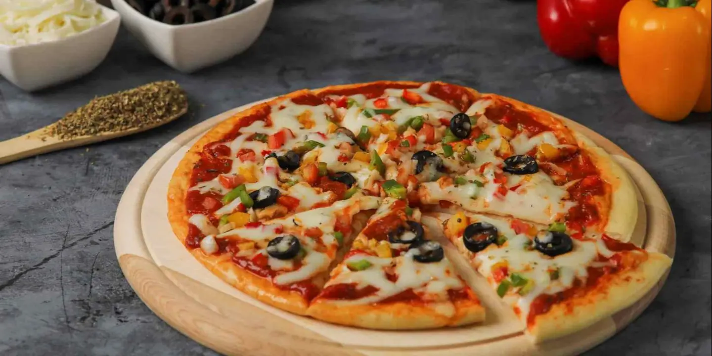 Pizza W Shawerma Manar cover