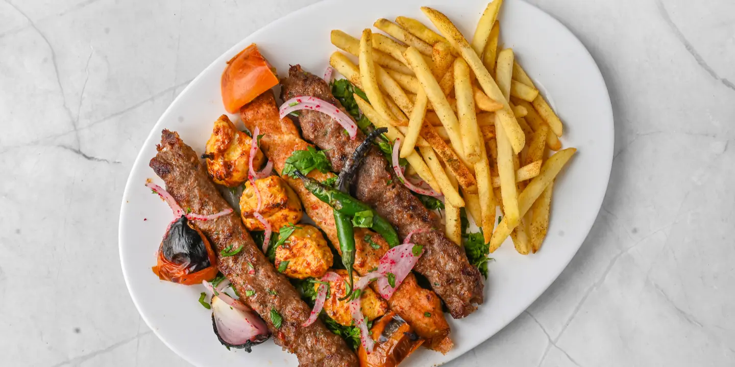 قلعة الجودي للمشويات الطازجة cover