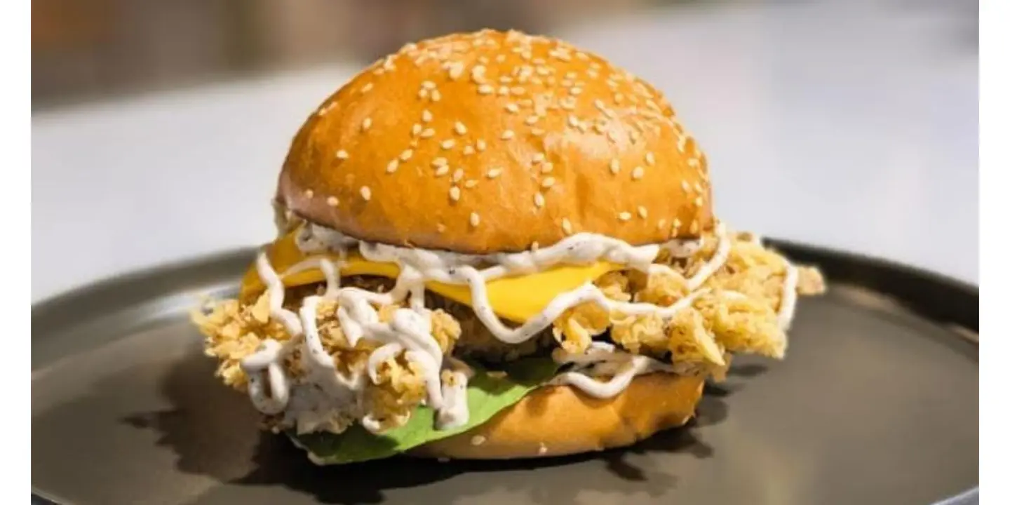 MUNICHA BURGERS cover
