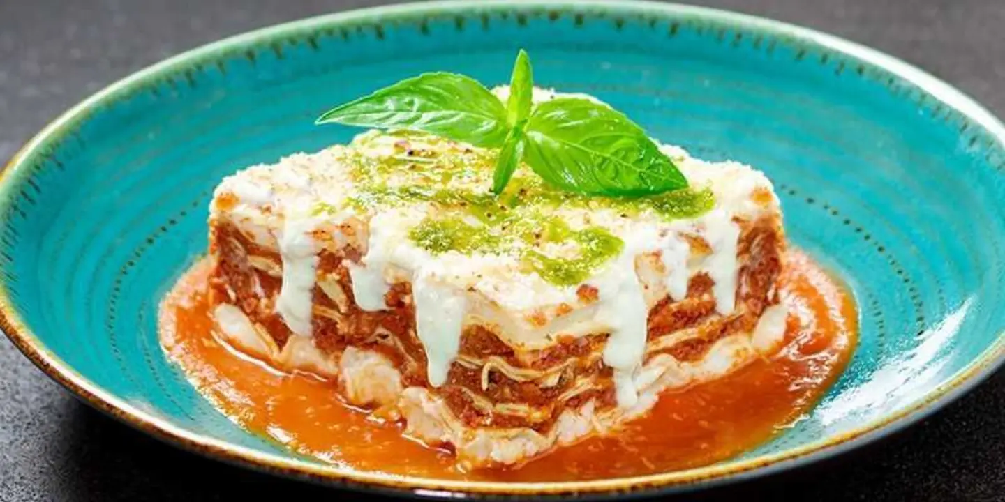 Aklat Omee Restaurant cover