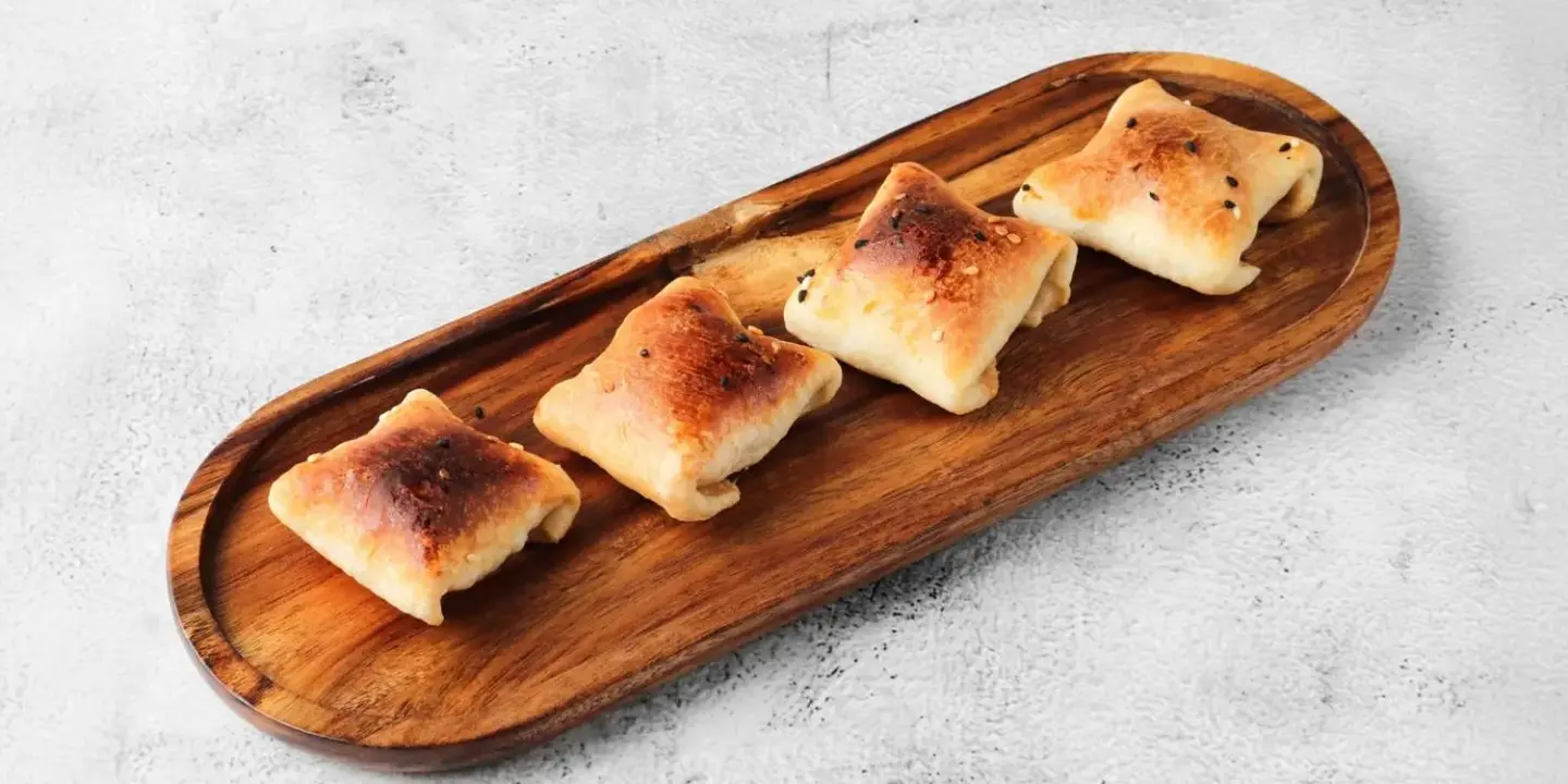 مدور واكثر cover