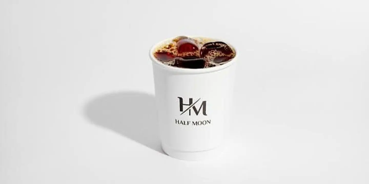 هاف مون كافيه cover