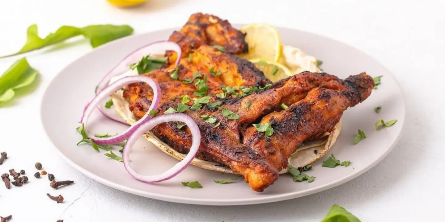 أحلى تثليث cover