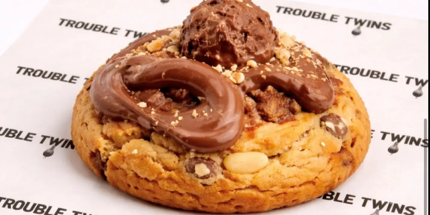 تربل توين cover