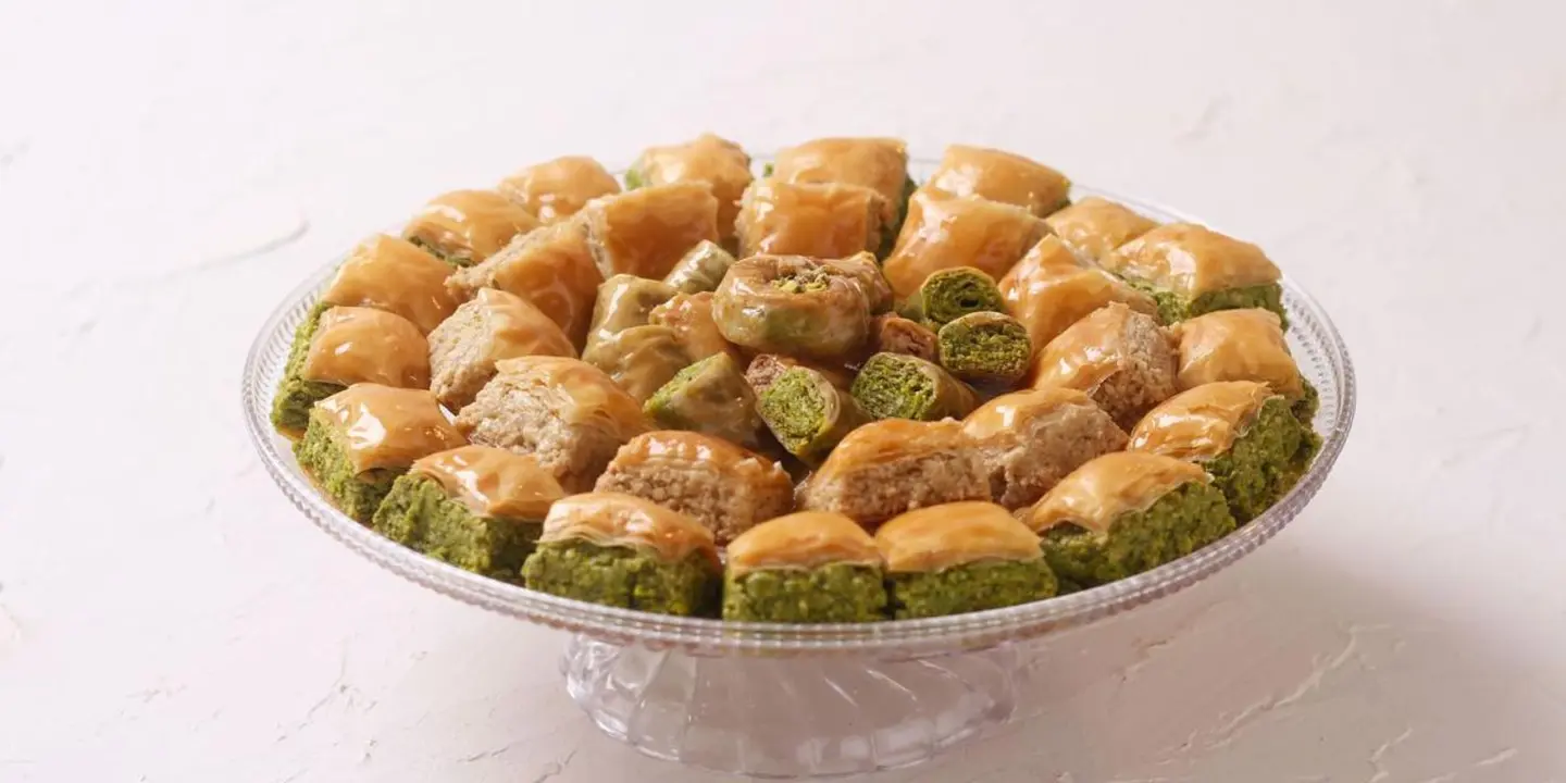 Taksim Baklava cover