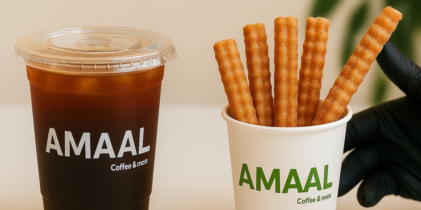 Amaal cafe cover