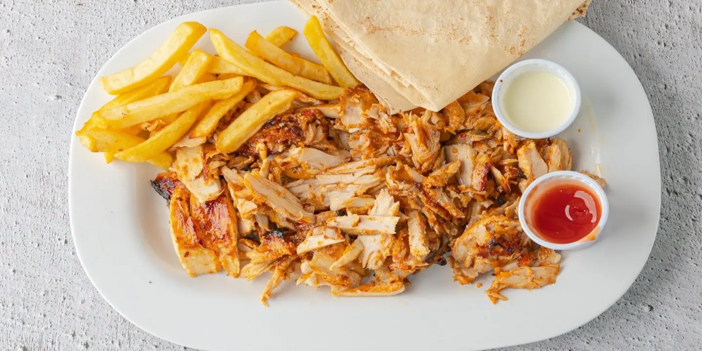 ساندويتش شاورما وكباب cover