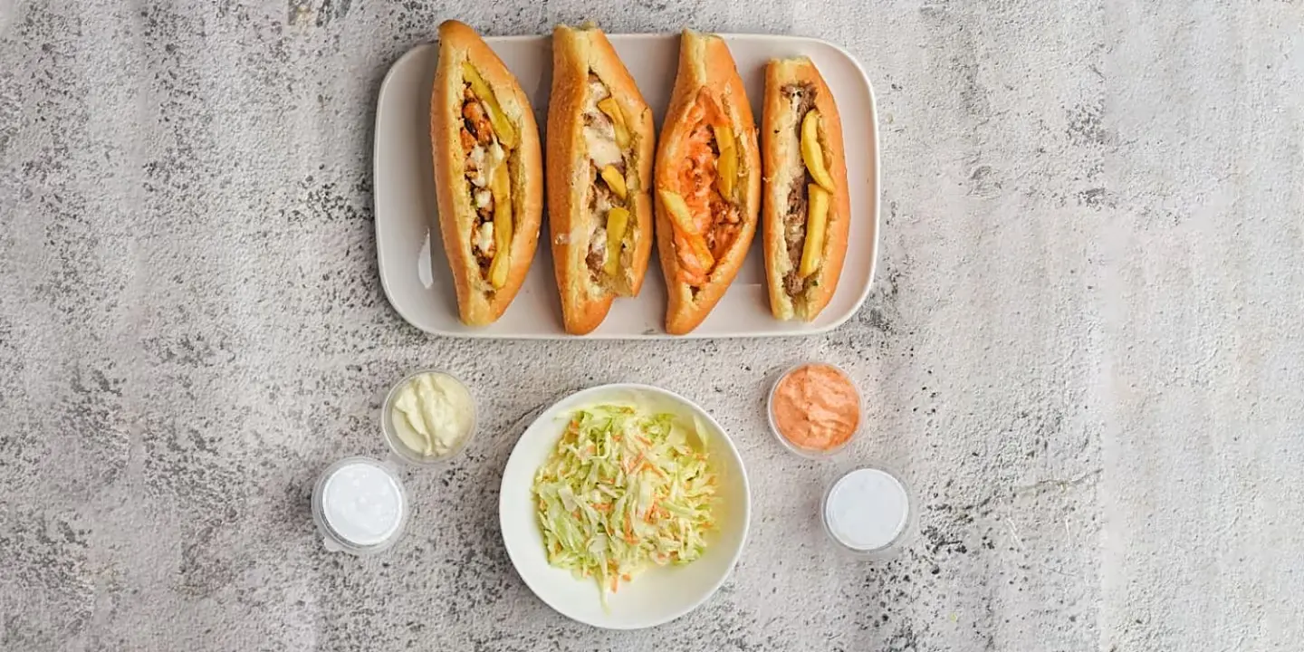 كافتريا القريات cover