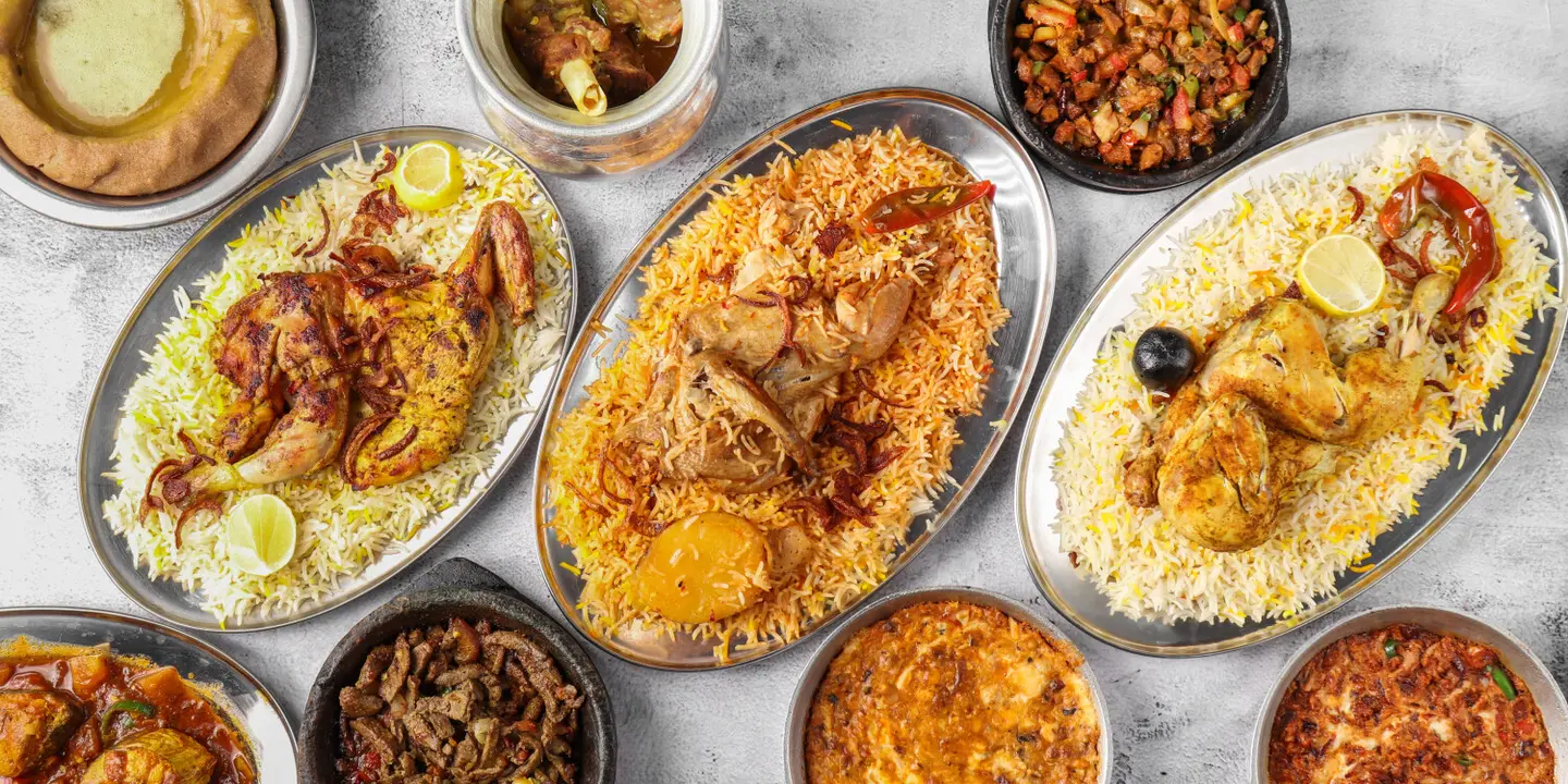 مطعم ومخبازة جوهرة المعارض cover