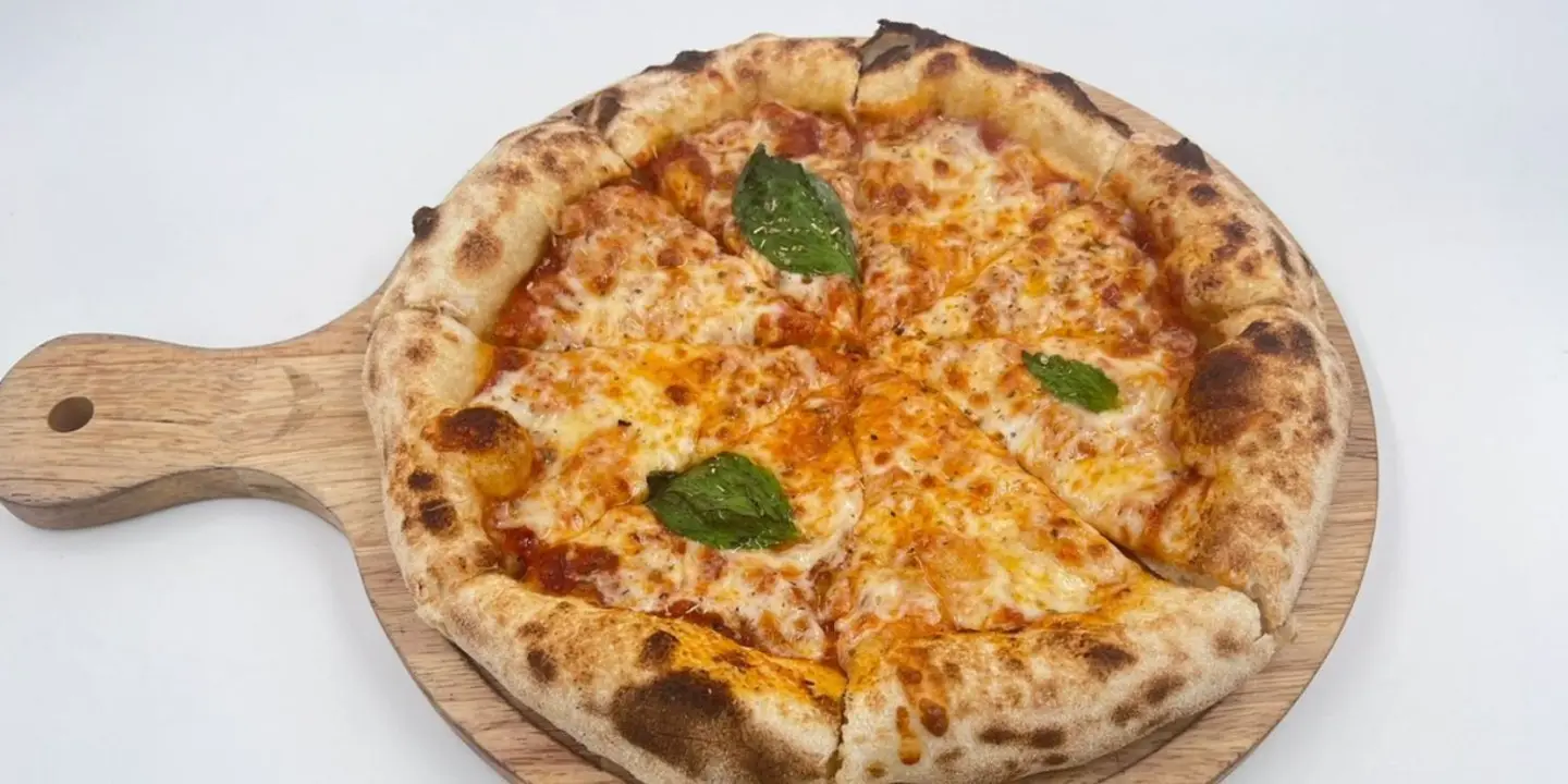 فيرونا ثمانية عشر cover