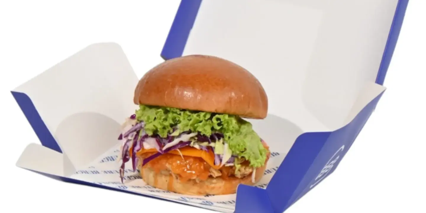 Signature burger cover