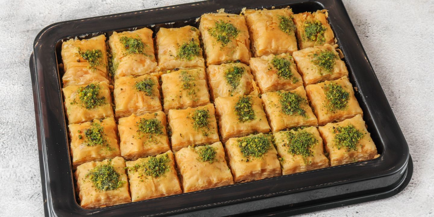  برزة cover