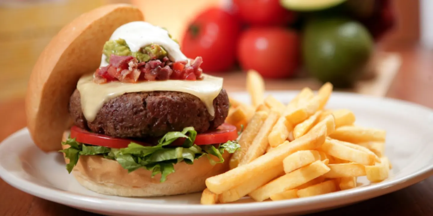Fuddruckers cover