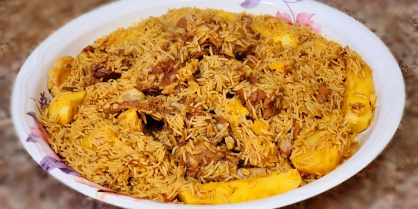 مطعم  كبسة الحراق   cover