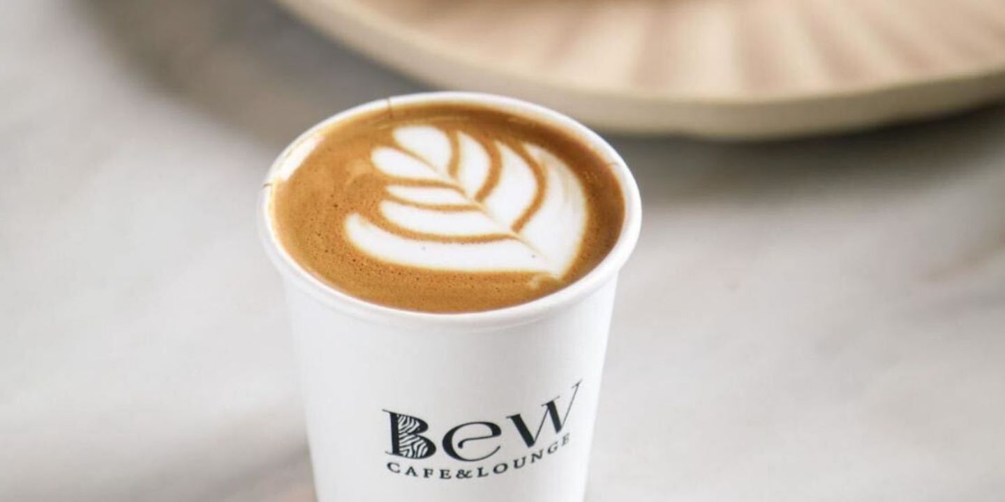 Bew Cafe & Lounge cover