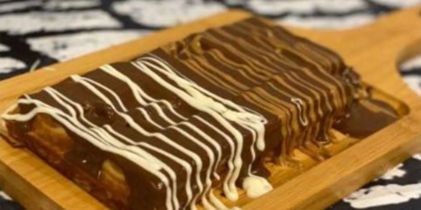 النقطة الذهبية cover