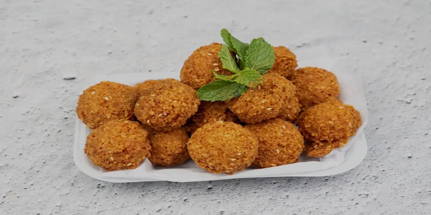 فلافل أجواء كرم cover