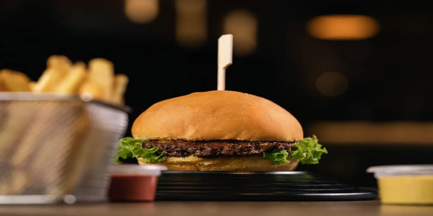 هنجري جيت cover