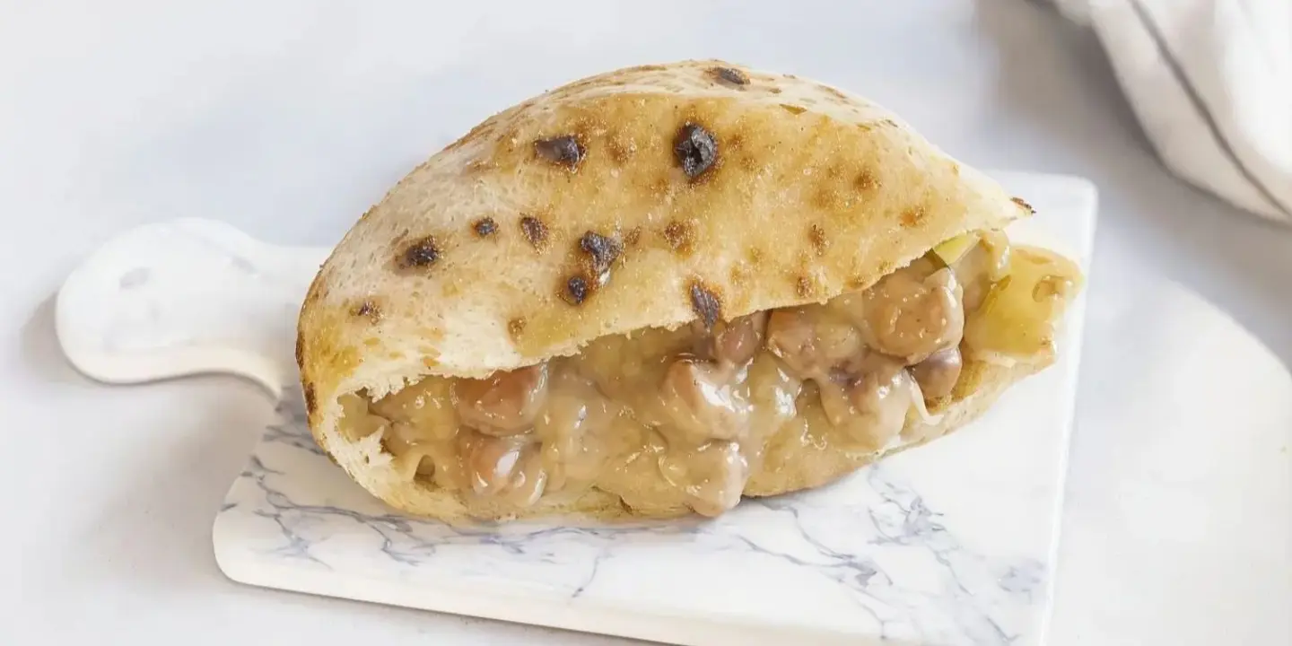 طعمية وطاسة cover