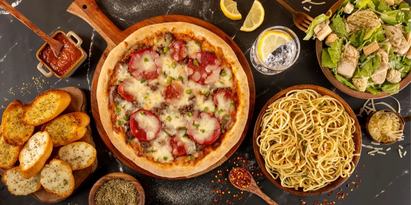 ذا بيتزا بار cover