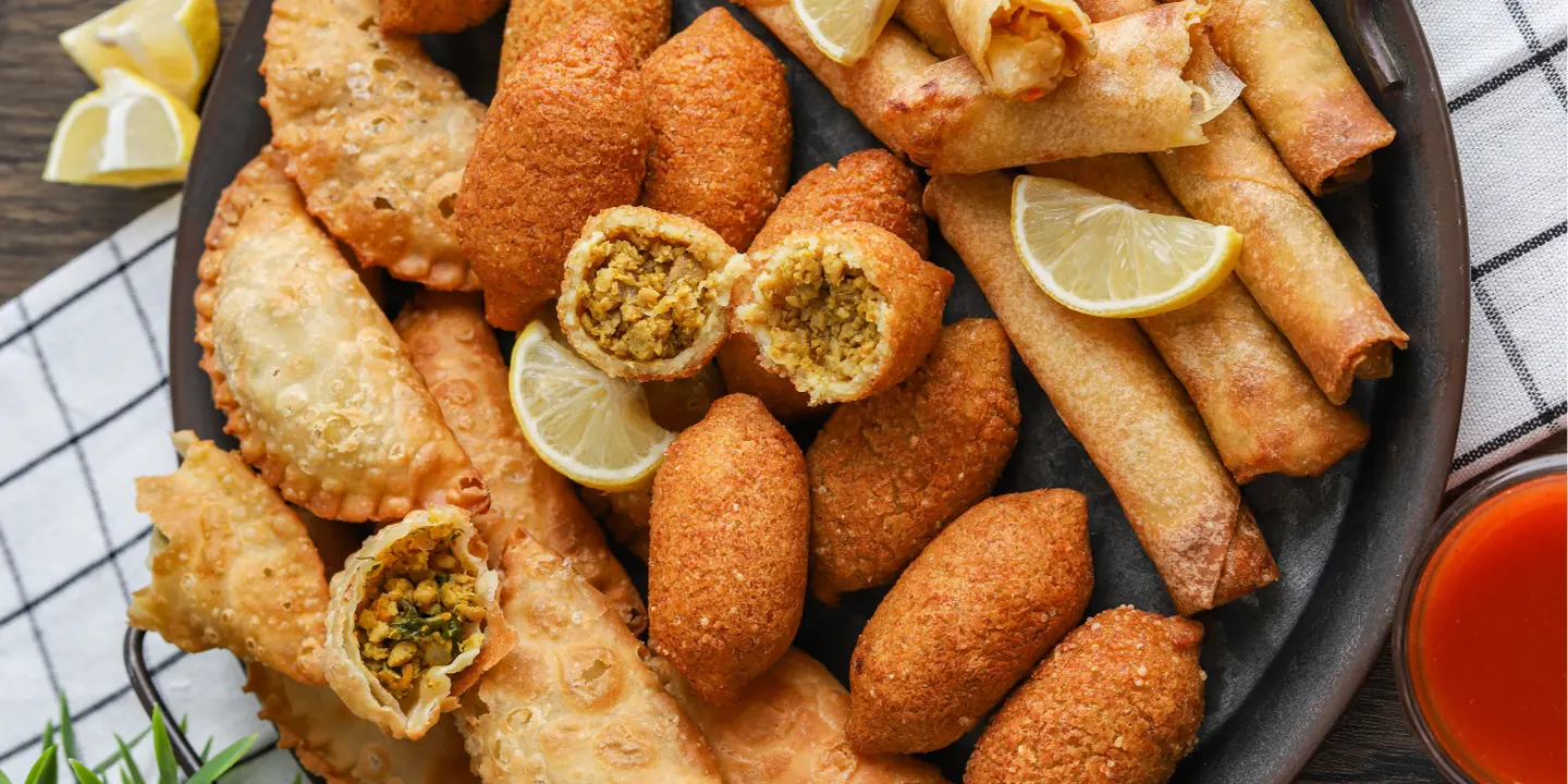 لذائذ المأكولات cover