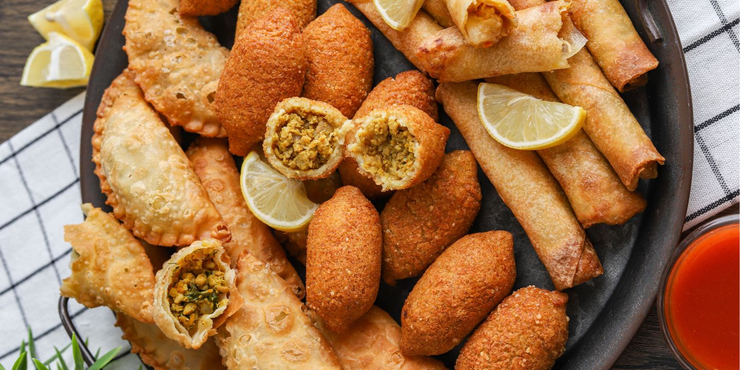 لذائذ المأكولات cover