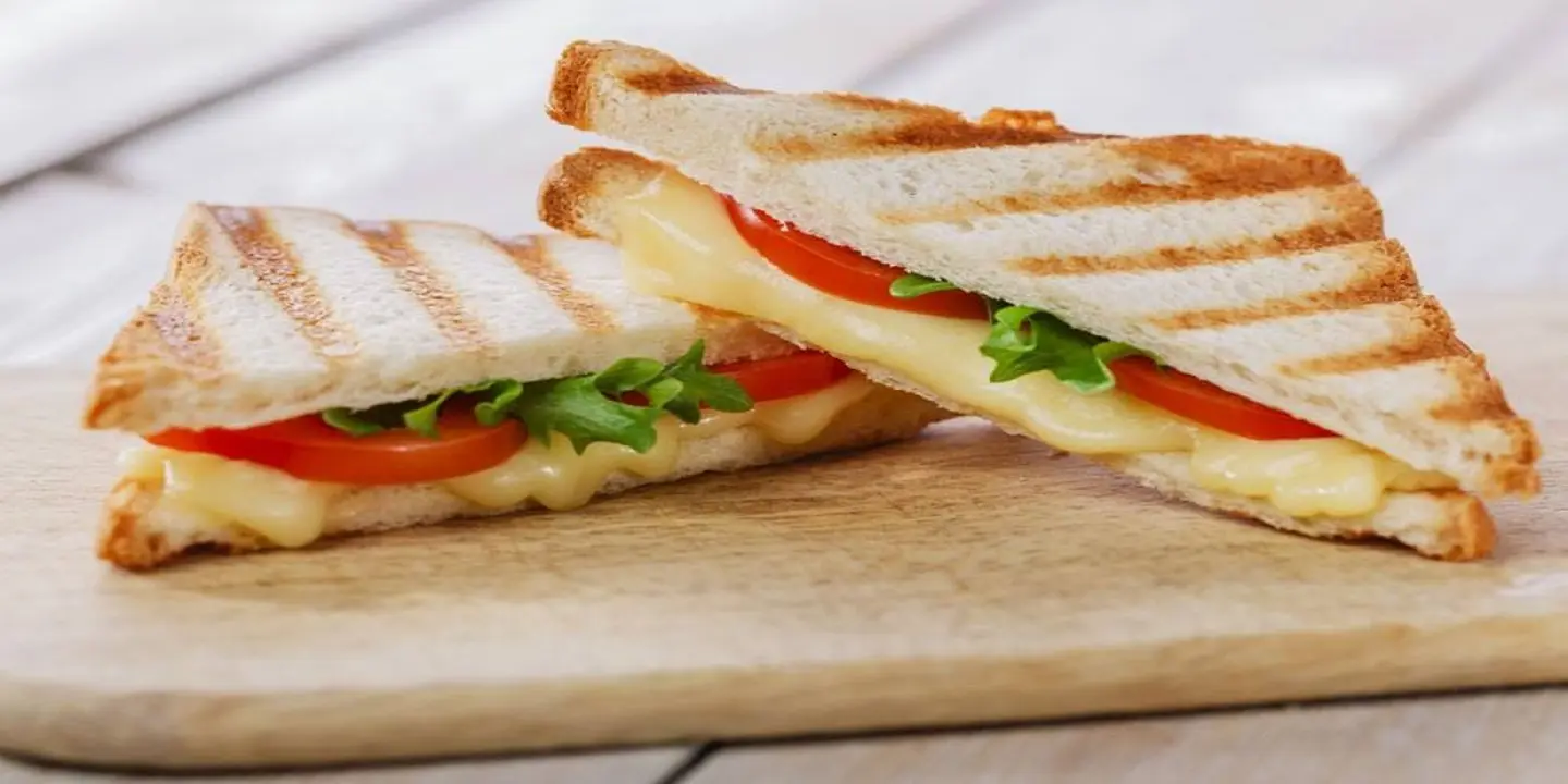 كلوب آند شيبس cover