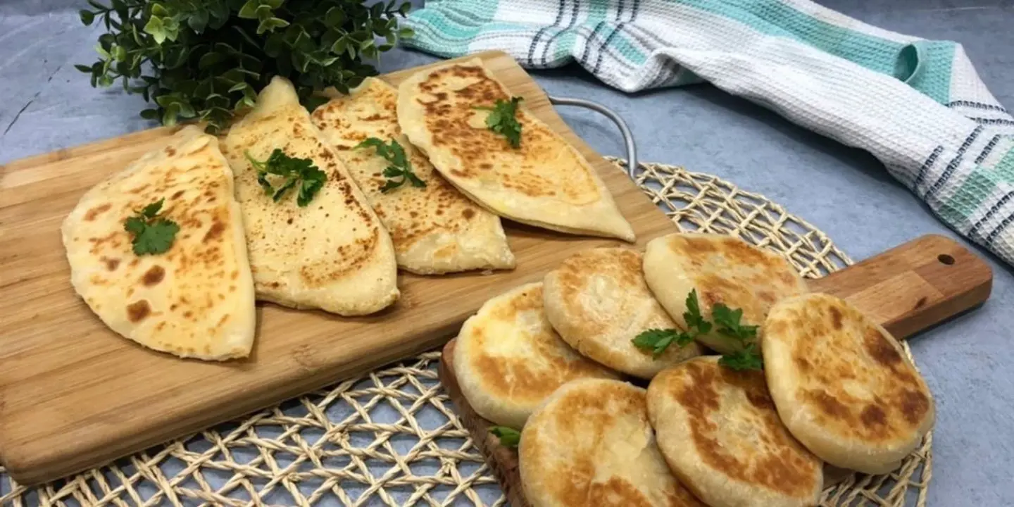 اصل اللذائذ cover