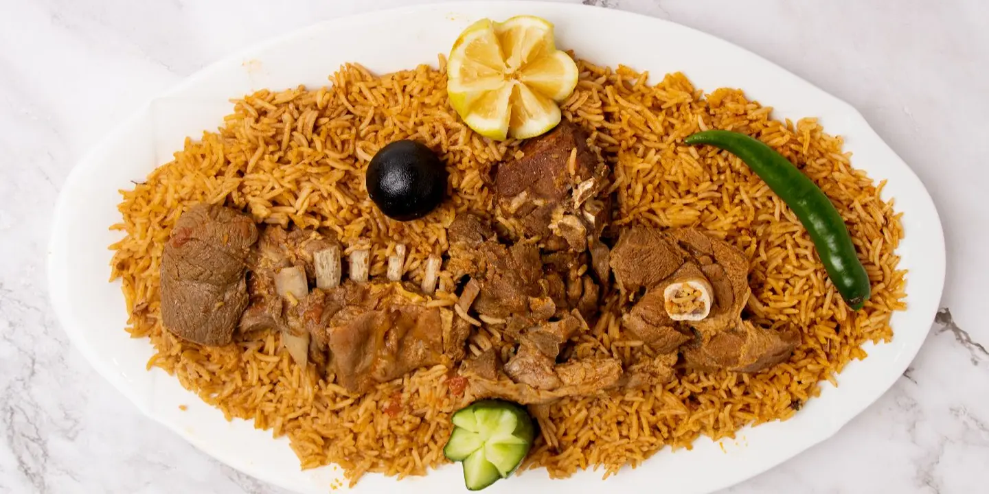 مطعم ومطبخ الفيصل cover