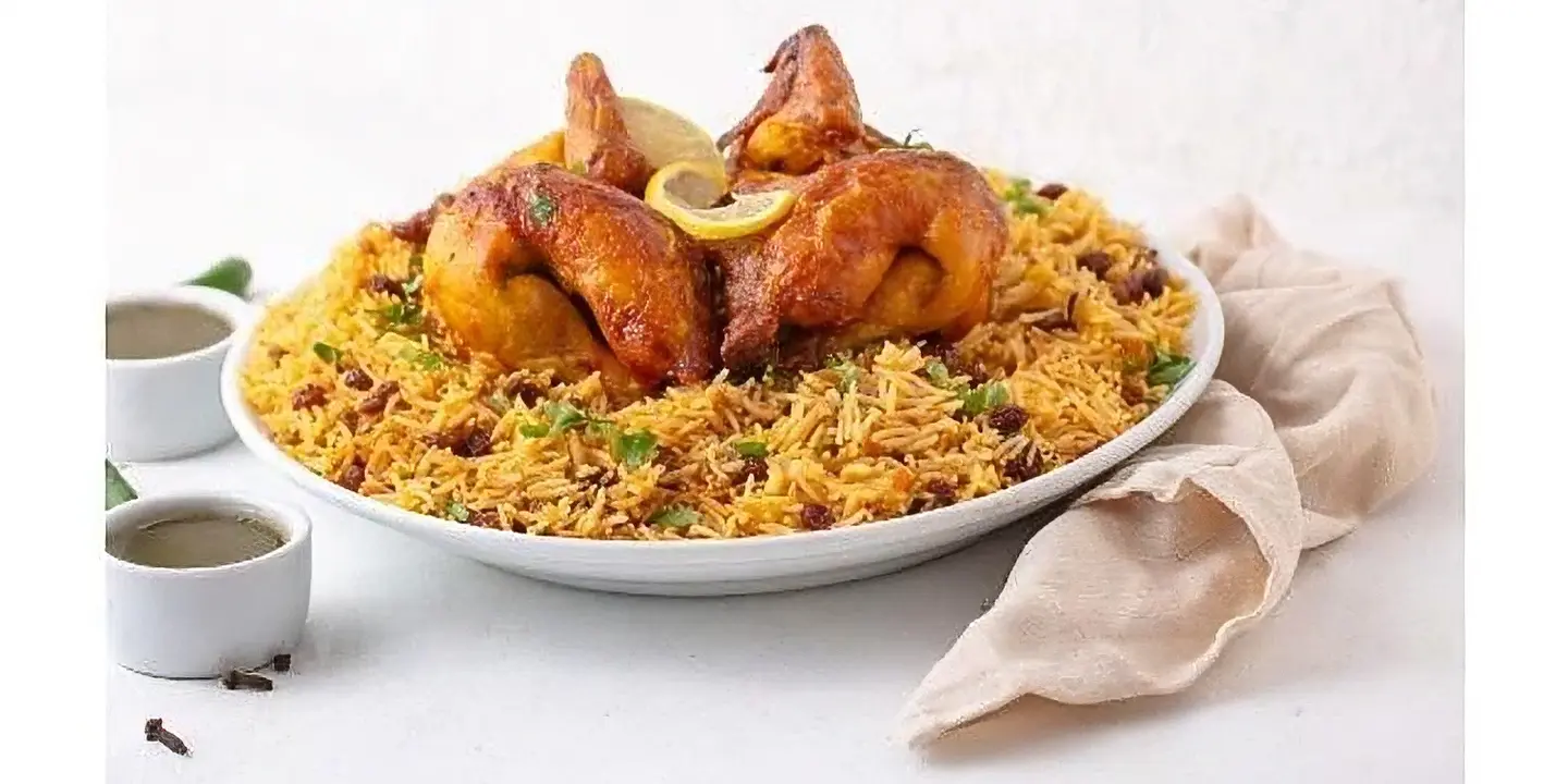 قرية المثلوثة cover