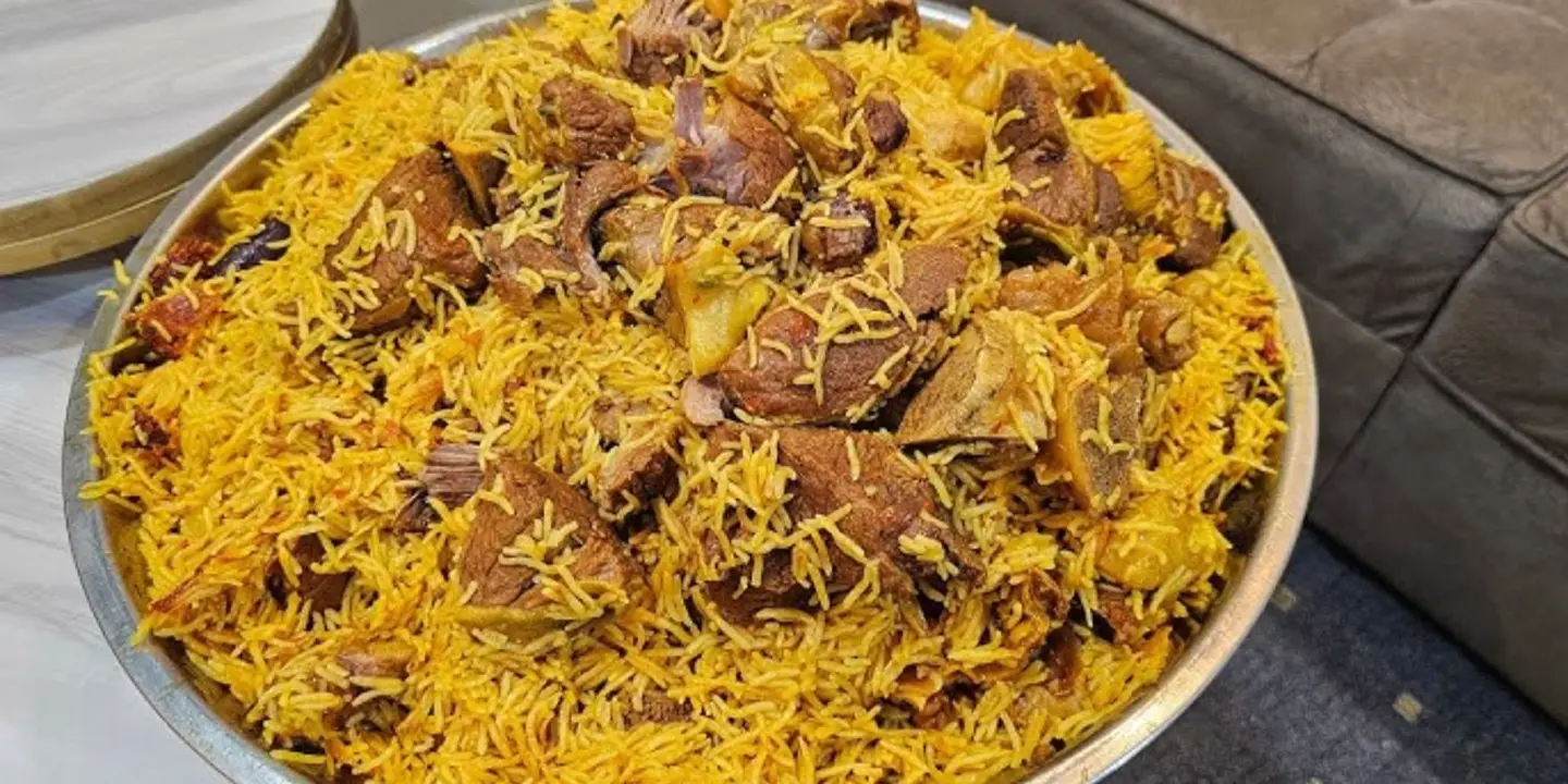 Labani Makbous cover