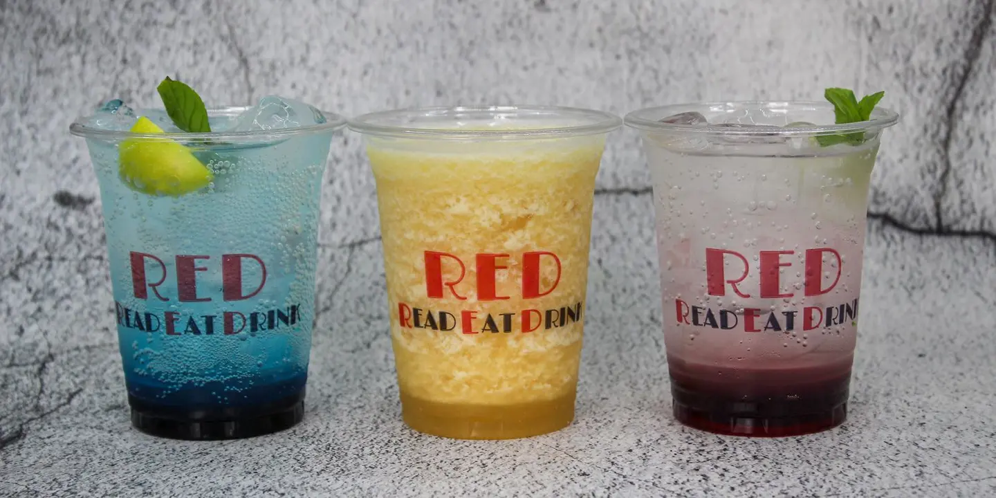 ريد مقهى ومخبز cover