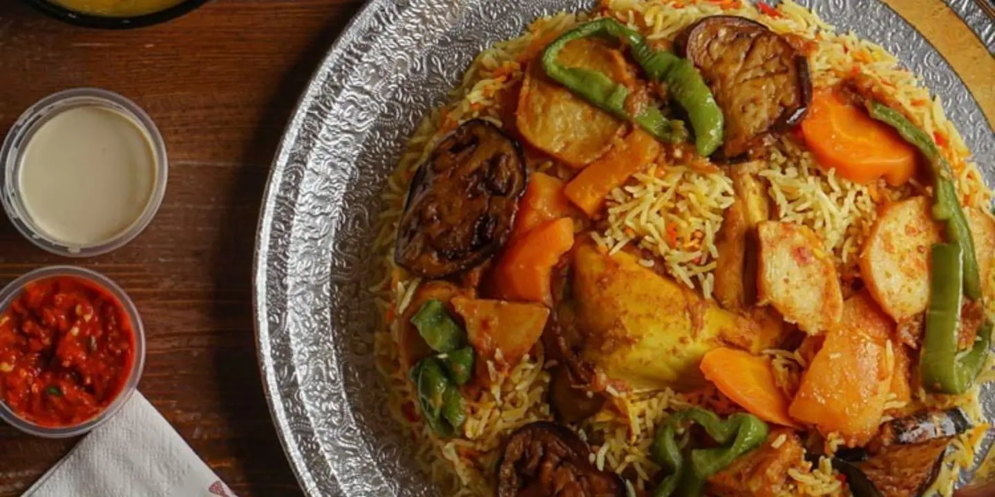 Bilad al tayabeen restaurant cover