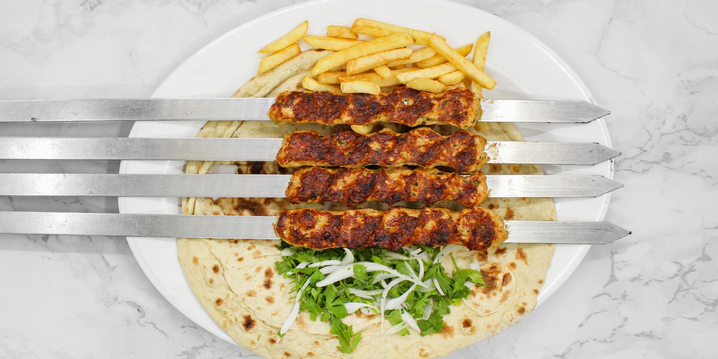 مطعم فطيرة و كباب cover