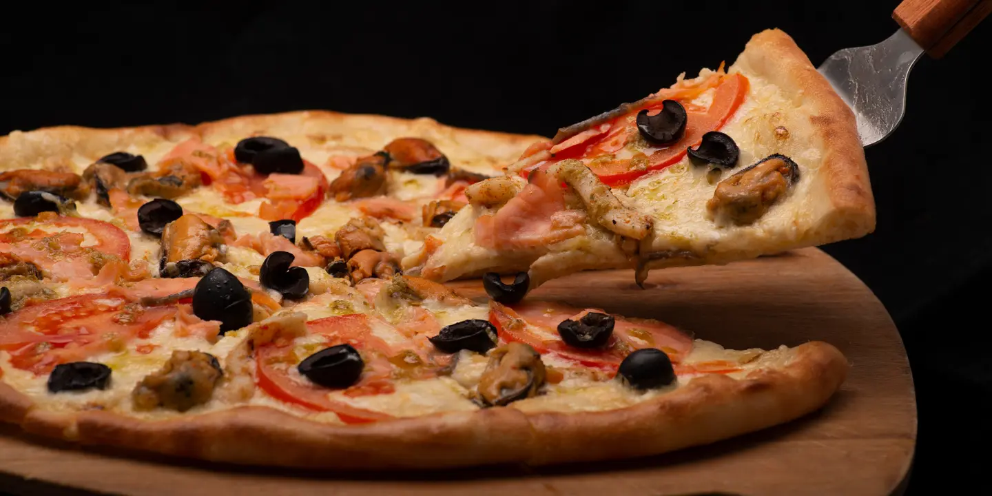 8 SLICES PIZZA cover
