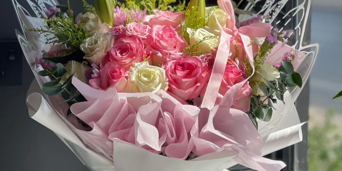 روز آند روت cover