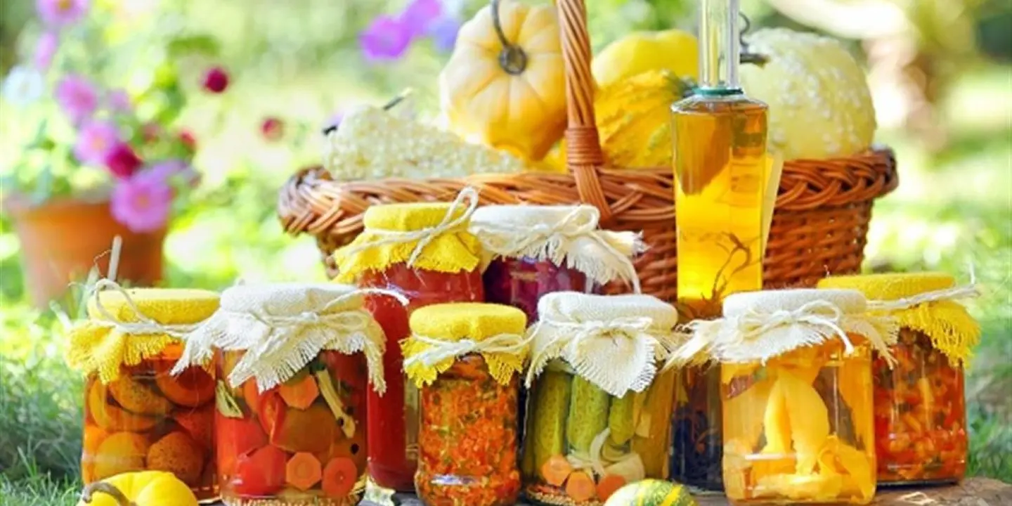 لدغات لذيذة cover