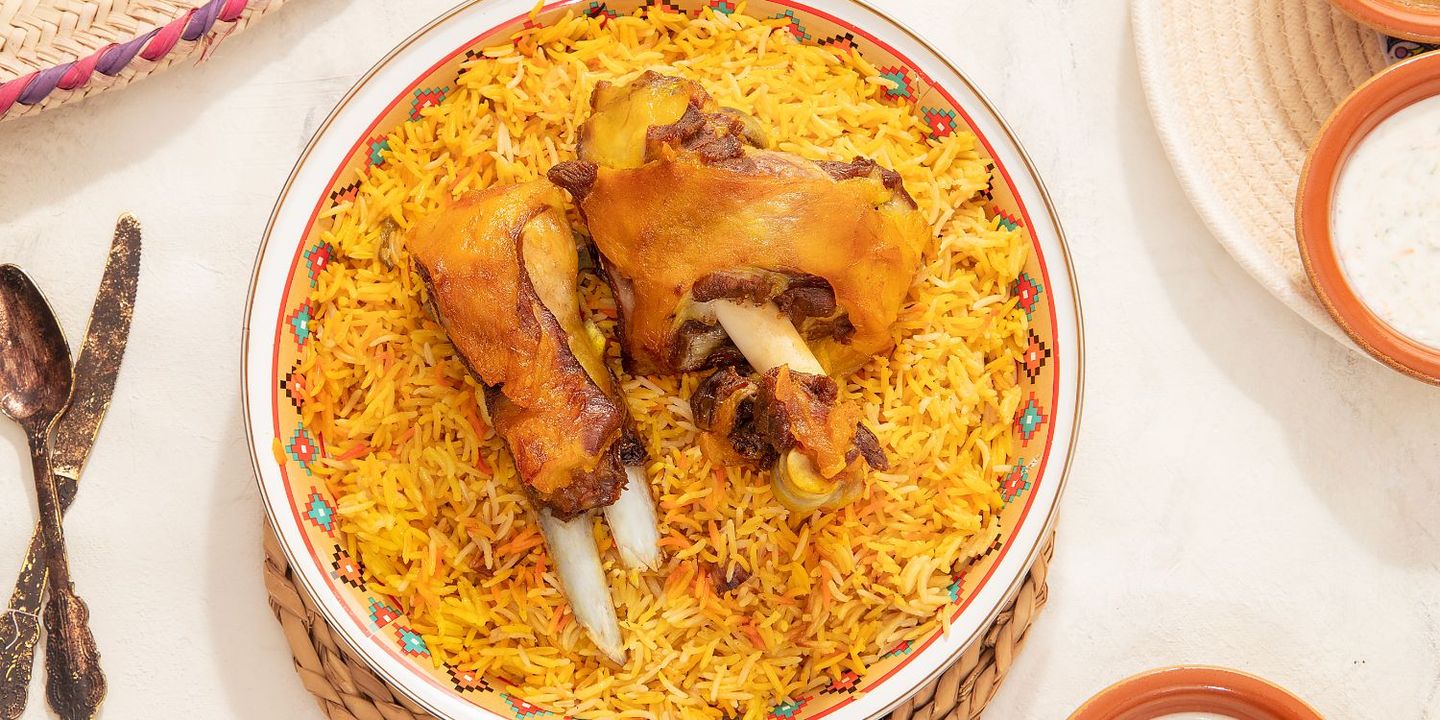 مطاعم اللمة حنيذ  cover