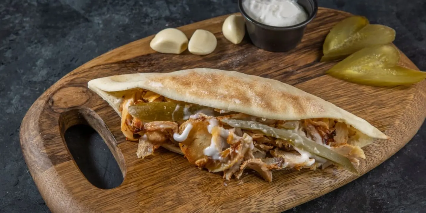 شاورما أسطا نور cover