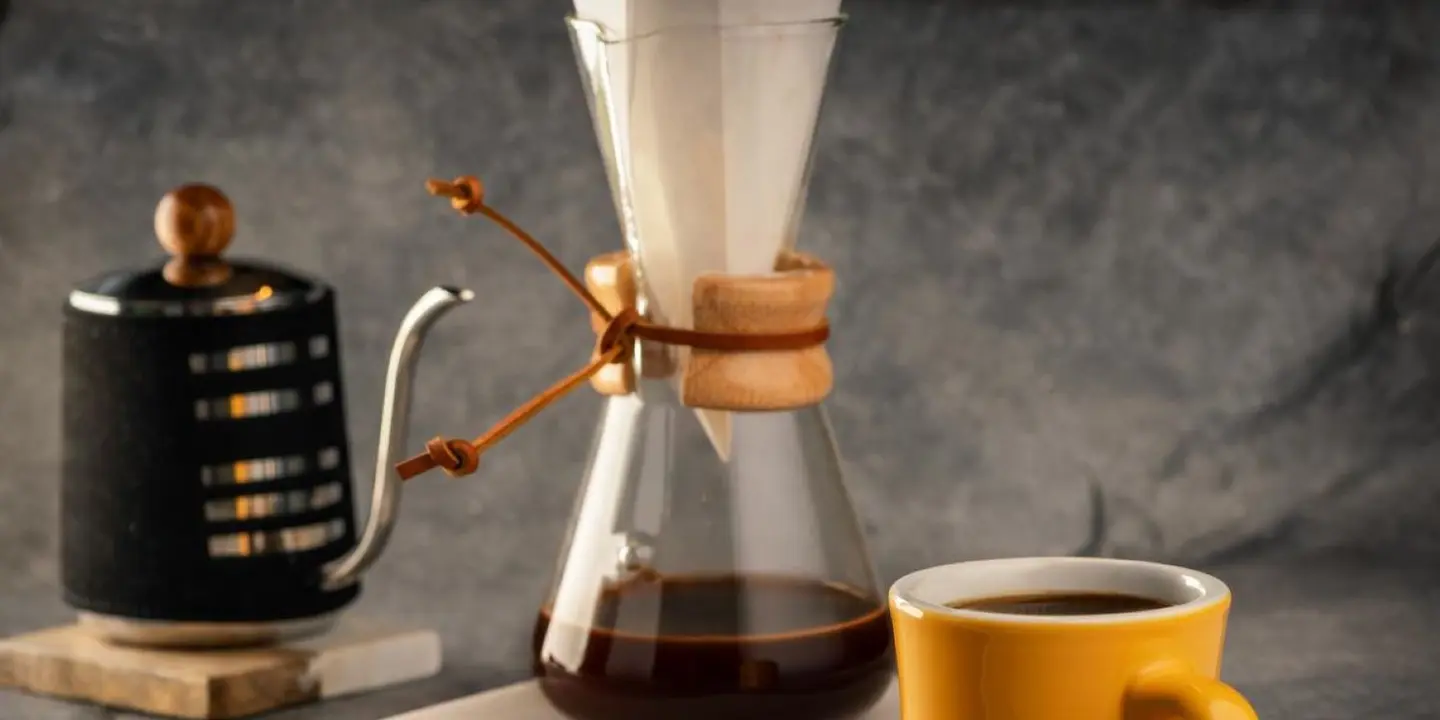 V60 cover